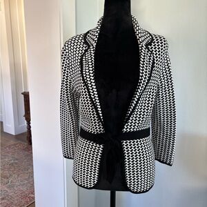 BCBG MaxAzria black and white houndstooth cardigan blazer small tie front
